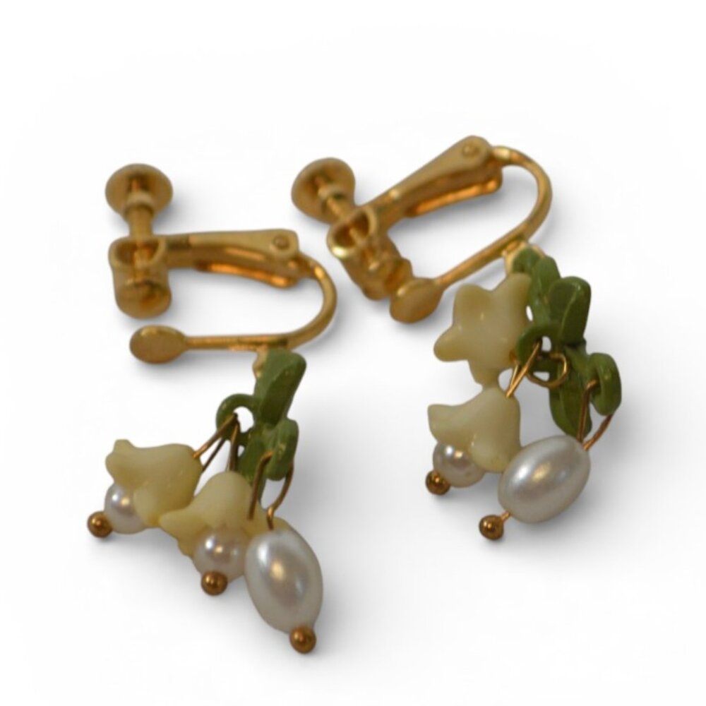 Vintage Floral Screw Back Earrings Faux Pearl Dangle Gold Tone NEW